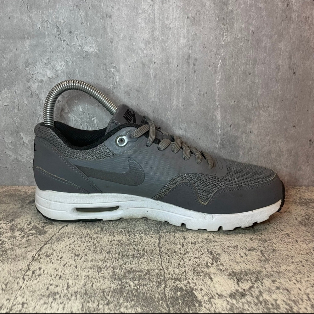 Women's Nike Air Max